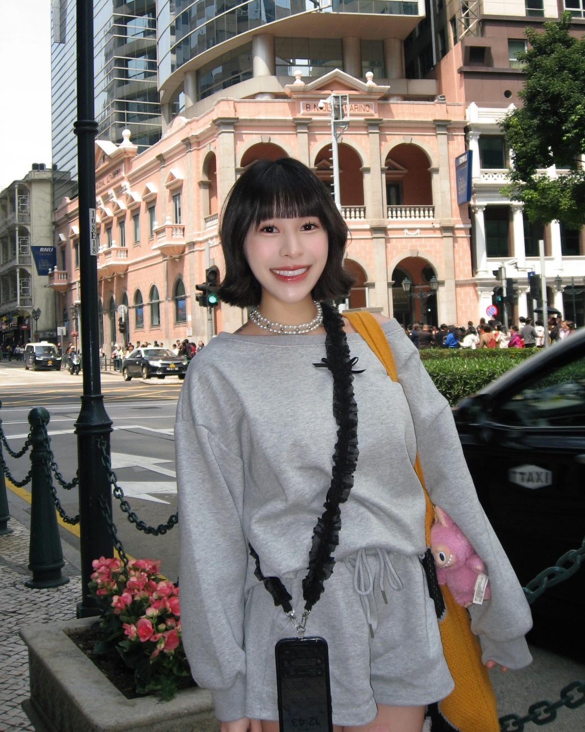 ✨ 熬夜臉救星！修嘉得「小光瓶」精華專場：一滴極速褪紅、提亮，年後上班照樣發光！